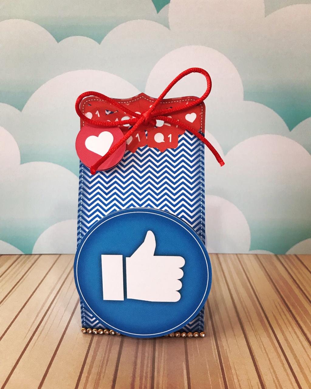 Social Media Inspired Favor Boxes